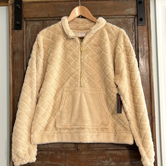 NWT - No Boundaries  Tan/Cream Quilted Faux Fur 1/2 Zip Pullover Size L - Picture 1 of 11